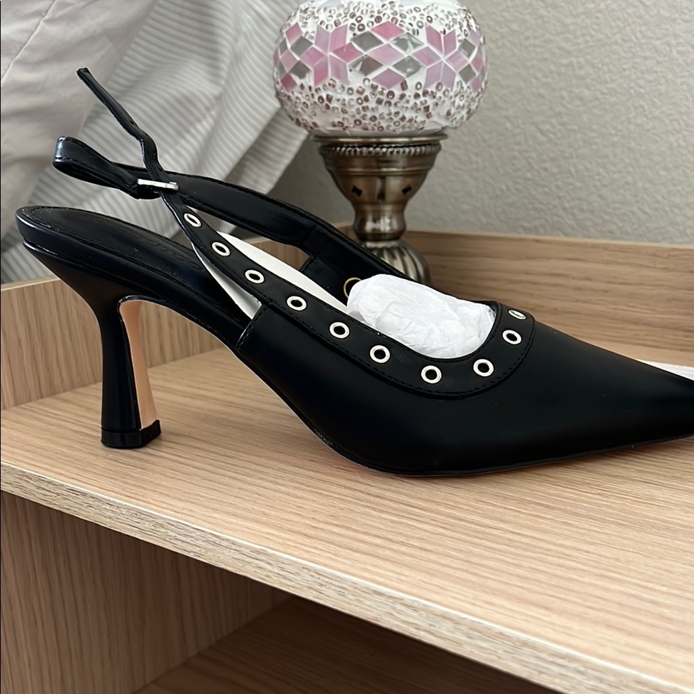 Black Kitten Slingback Heels-size 8